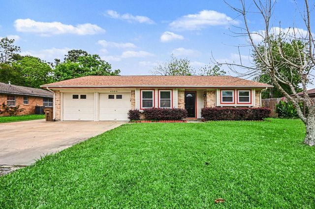 4509 37th Street, Dickinson, TX 77539