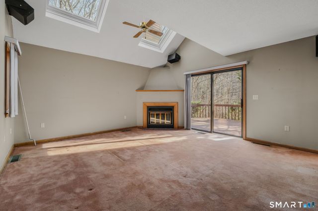 97 West Main Street Apt 24, East Lyme, CT 06357