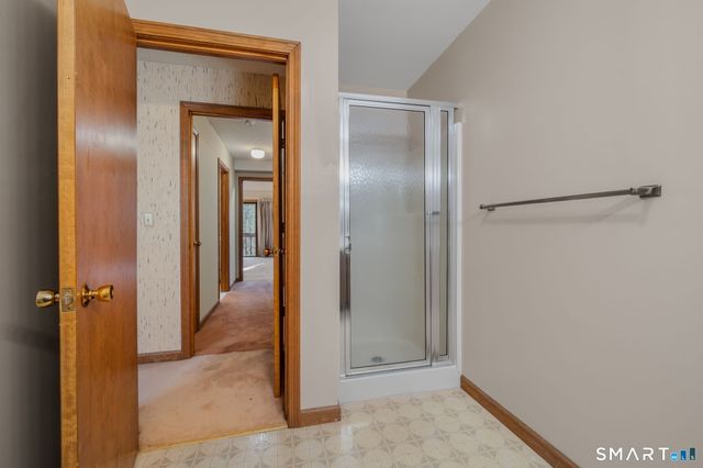 97 West Main Street Apt 24, East Lyme, CT 06357