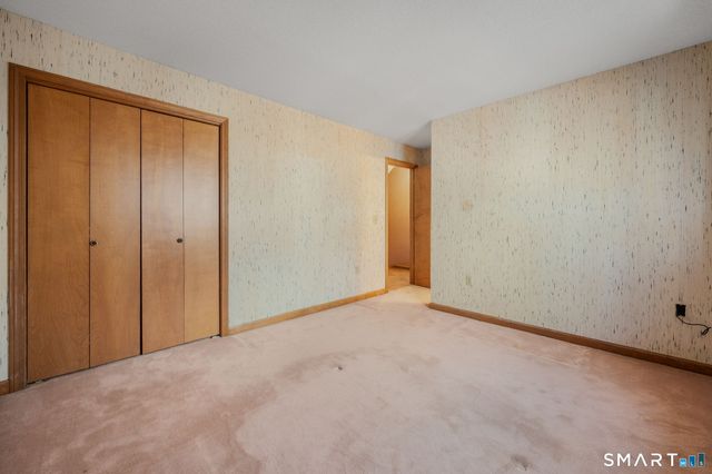 97 West Main Street Apt 24, East Lyme, CT 06357