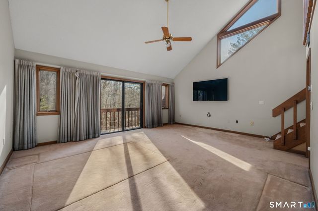 97 West Main Street Apt 24, East Lyme, CT 06357