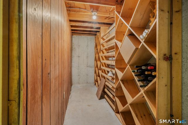 97 West Main Street Apt 24, East Lyme, CT 06357