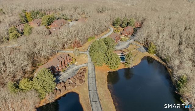 97 West Main Street Apt 24, East Lyme, CT 06357