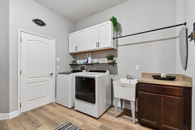 146 BRIDGER TRAIL COURT, Minneola, FL 34715