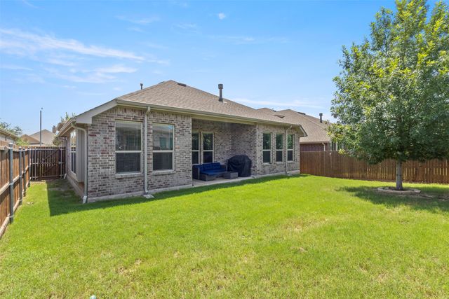 7229 Navoti Trail, Fort Worth, TX 76131