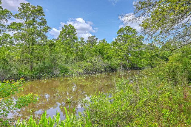 404 Fairington Drive, Summerville, SC 29485