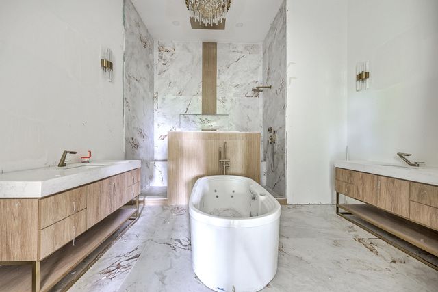 404 Fairington Drive, Summerville, SC 29485