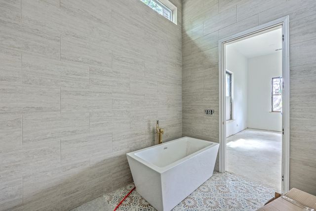 404 Fairington Drive, Summerville, SC 29485