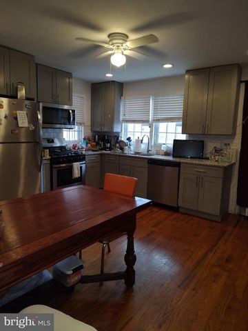 1540 N 15TH ST, Philadelphia, PA 19121