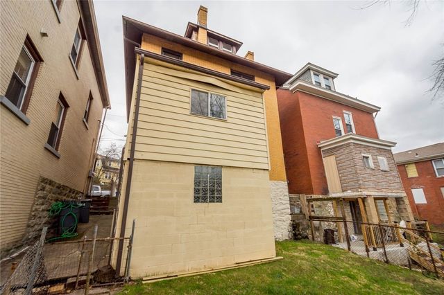 1717 Suburban Avenue, Beechview, PA 15216