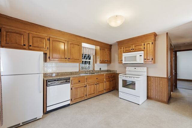 50 Totman Street, Lowell, MA 01854