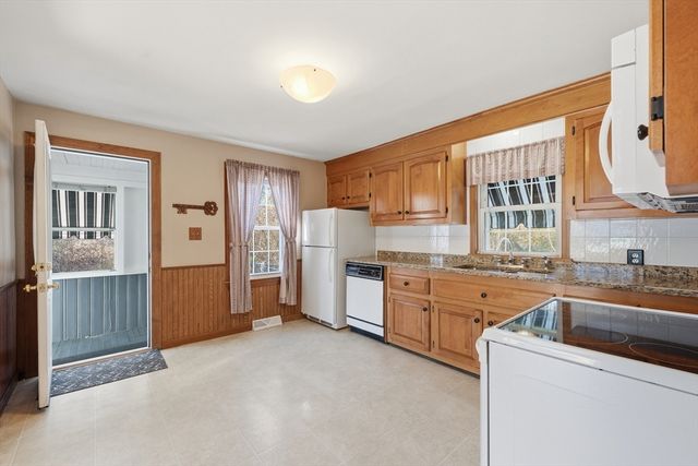 50 Totman Street, Lowell, MA 01854