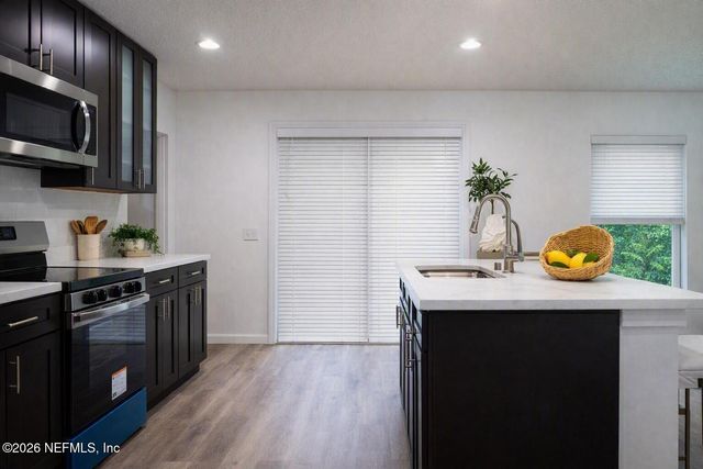 1992 W 20TH Street, Jacksonville, FL 32209