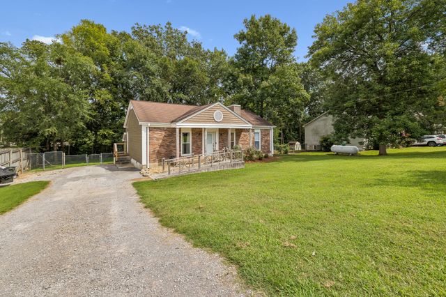 176 Lucy Dr, Mount Juliet, TN 37122