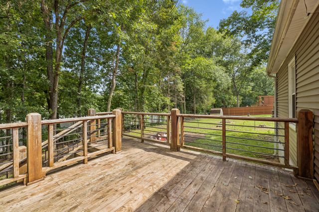 176 Lucy Dr, Mount Juliet, TN 37122