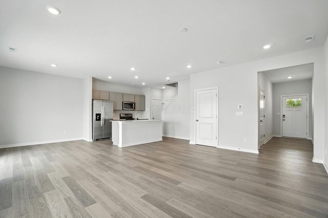 6294 Marinelli Drive South, Columbus, OH 43228