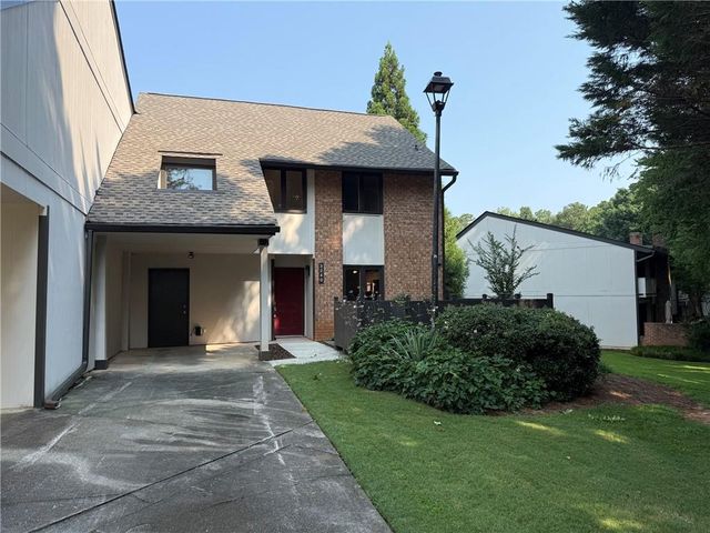 3240 Clairmont North NE, Atlanta, GA 30329