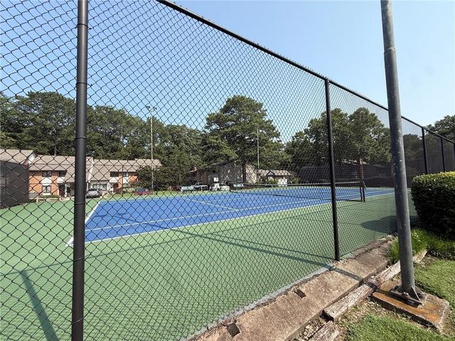 3240 Clairmont North NE, Atlanta, GA 30329