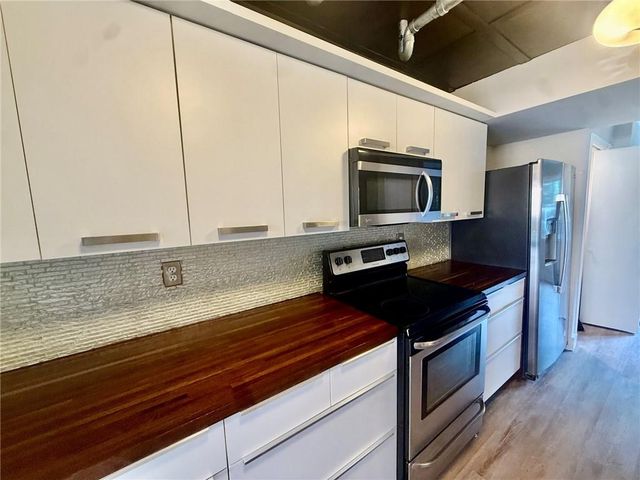 3240 Clairmont North NE, Atlanta, GA 30329