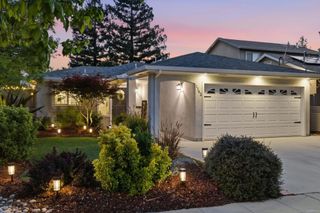 1142 Virginia Avenue, Redwood City, CA 94061