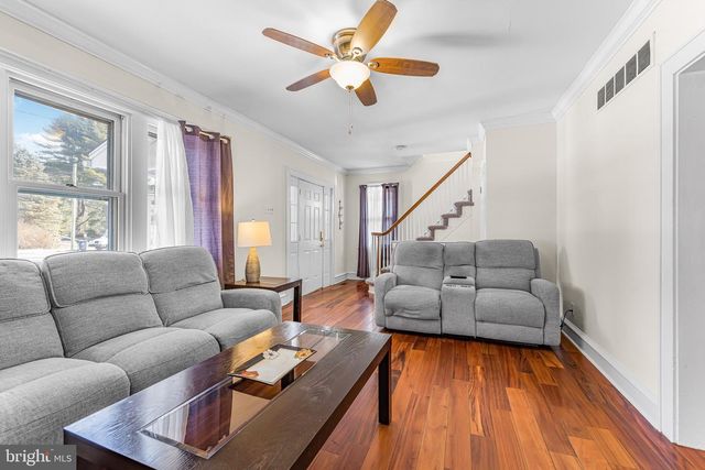 1131 NAAMANS CREEK RD, Garnet Valley, PA 19060