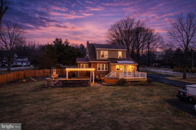 1131 NAAMANS CREEK RD, Garnet Valley, PA 19060