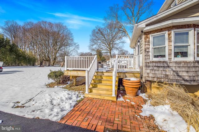 1131 NAAMANS CREEK RD, Garnet Valley, PA 19060