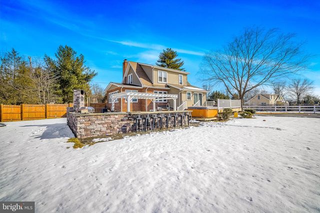 1131 NAAMANS CREEK RD, Garnet Valley, PA 19060