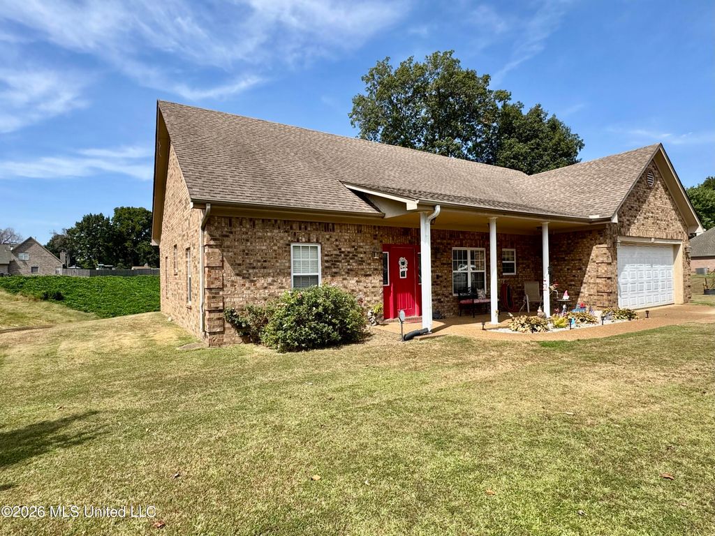 119 American River Drive, Lake Cormorant, MS 38641 — photo 3