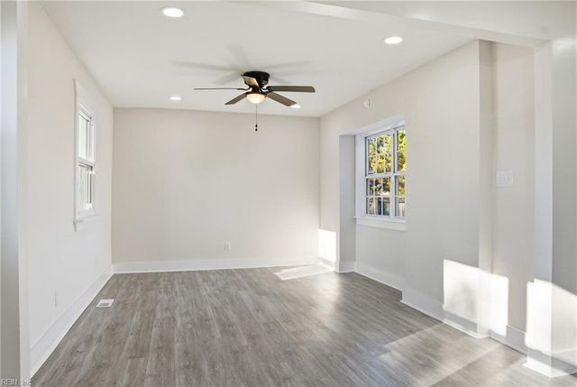 1143 43rd ST, Newport News, VA 23607