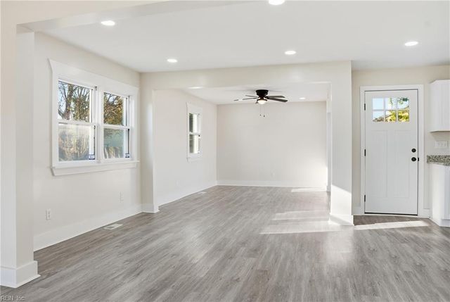 1143 43rd ST, Newport News, VA 23607