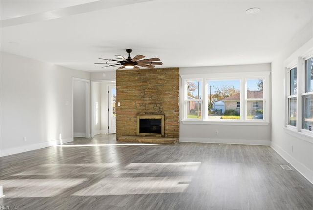 1143 43rd ST, Newport News, VA 23607