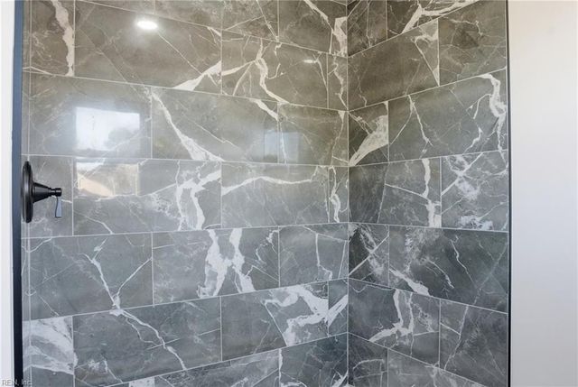 1143 43rd ST, Newport News, VA 23607