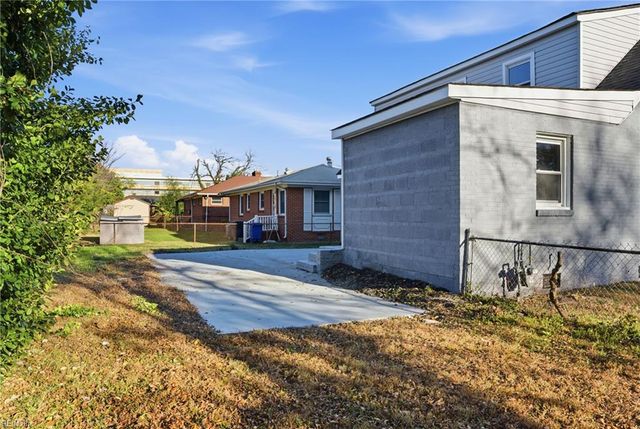 1143 43rd ST, Newport News, VA 23607