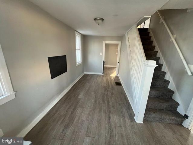 81 MAIN ST, Yorkana, PA 17406