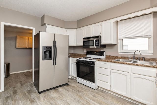 300 2nd Street NE, Mitchellville, IA 50169