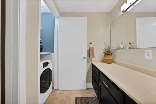 3918 N HALL Street 3, Dallas, TX 75219