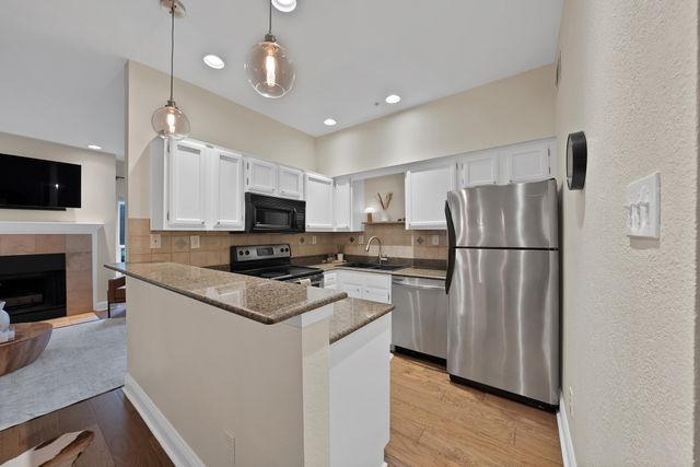 3918 N HALL Street 3, Dallas, TX 75219