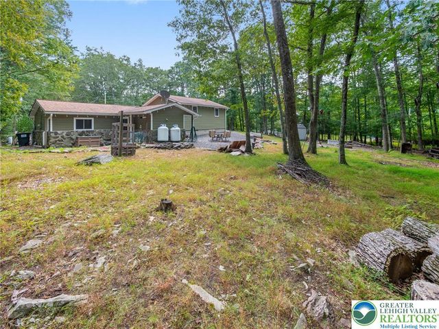 349 Carnation Road, Middle Smithfield Twp, PA 18302