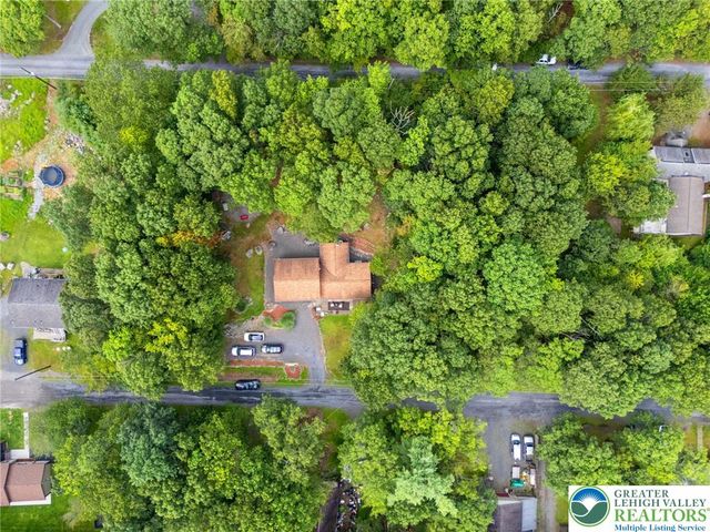 349 Carnation Road, Middle Smithfield Twp, PA 18302