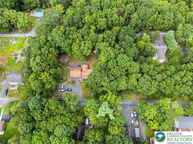 349 Carnation Road, Middle Smithfield Twp, PA 18302