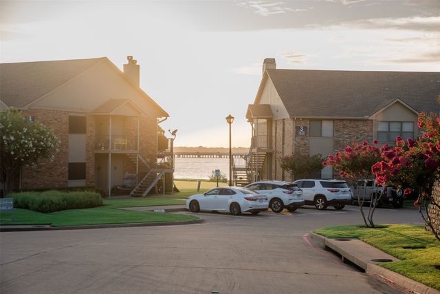 1889 Signal Ridge Place, Rockwall, TX 75032