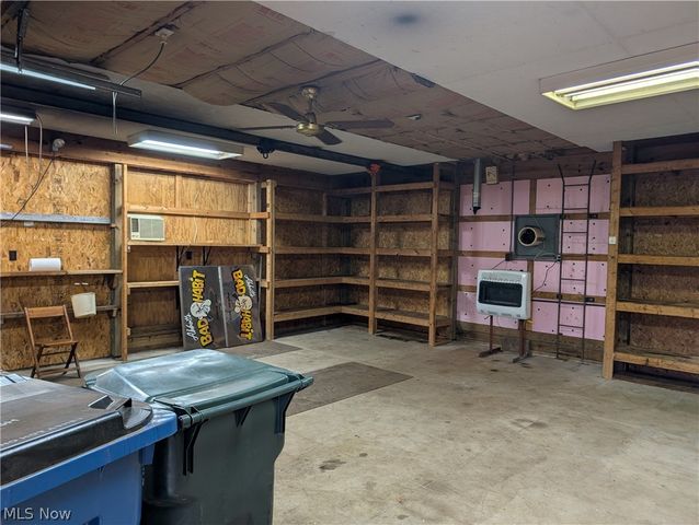 1294 Cherry Lane, Uniontown, OH 44685