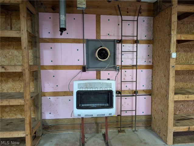 1294 Cherry Lane, Uniontown, OH 44685