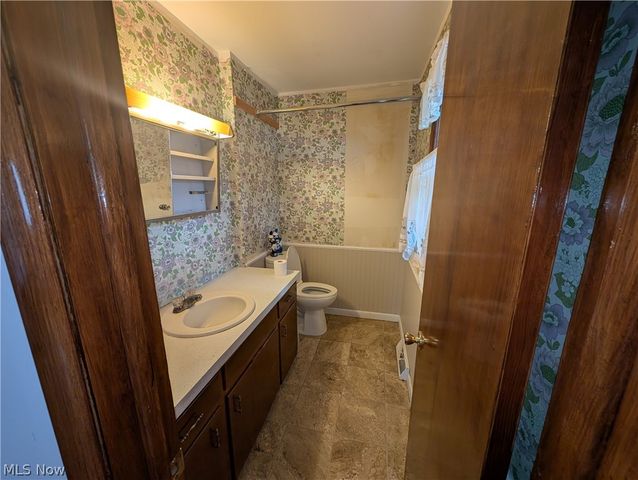 1294 Cherry Lane, Uniontown, OH 44685