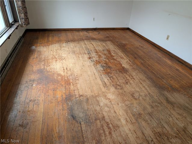 1294 Cherry Lane, Uniontown, OH 44685