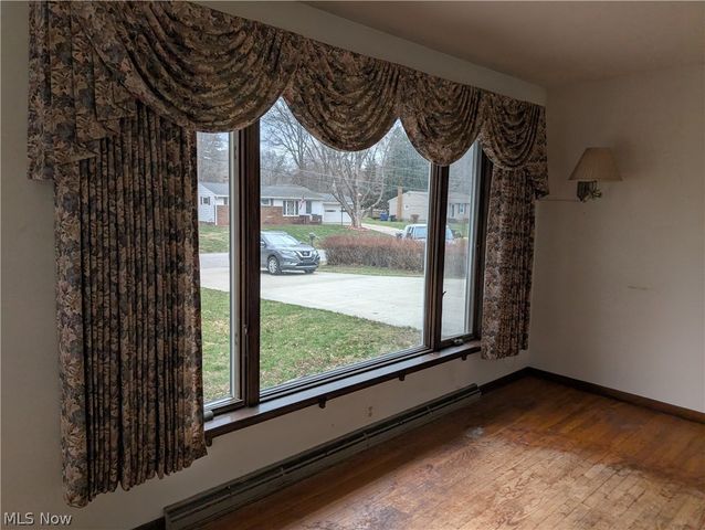 1294 Cherry Lane, Uniontown, OH 44685