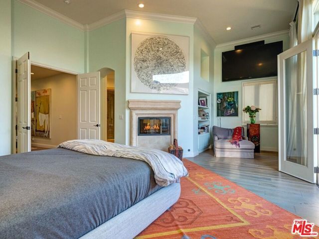 129 Channel Pointe Mall, Marina Del Rey, CA 90292