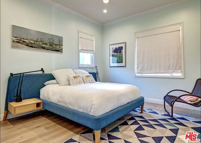 129 Channel Pointe Mall, Marina Del Rey, CA 90292