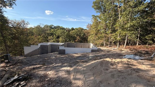 6 Irene Lane, Bella Vista, AR 72715